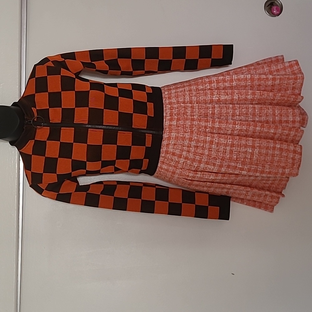 Zara Stretch Knit Top - Picture 1 of 8